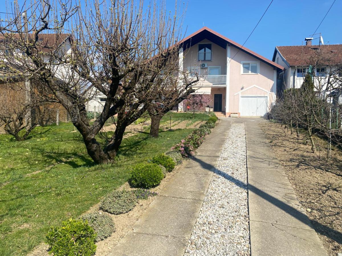 Apartman Kaja Zagreb Exteriör bild