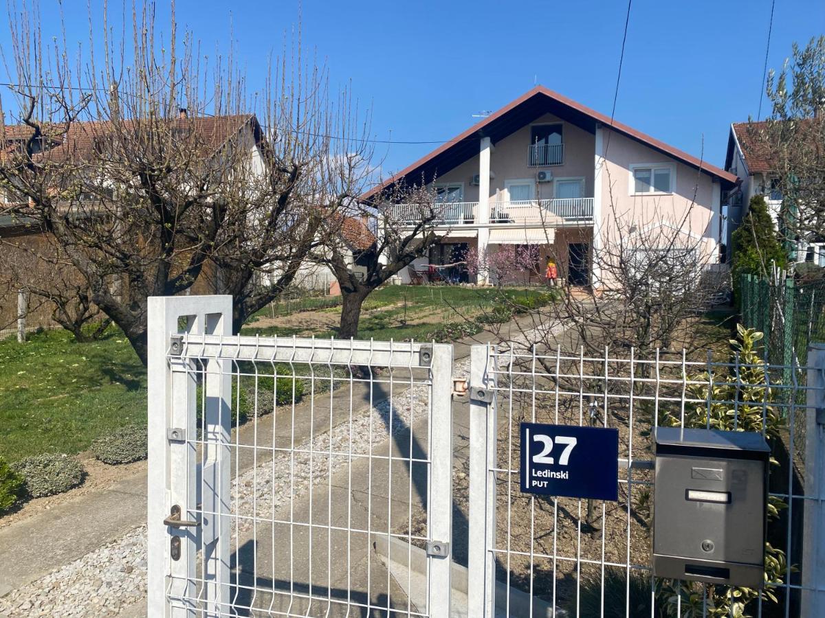 Apartman Kaja Zagreb Exteriör bild
